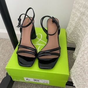 Sam Edelman Kia Strappy Sandal 6.5